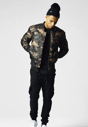 Urban Classics TB1278C - Camo Basic Bomber Jacket